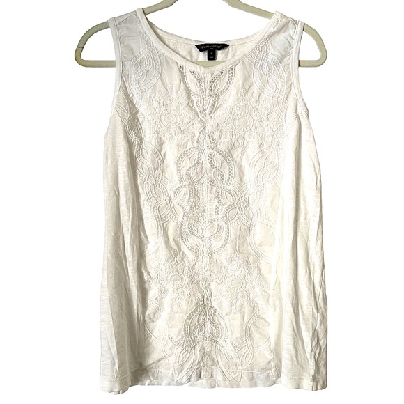 Banana Republic Tops - Banana Republic‎ White Cotton Sleeveless Top with Lace Embroidery